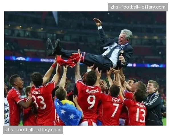 拜仁迎战多特蒙德，战术板聚焦两队高位压迫体系的正面对决