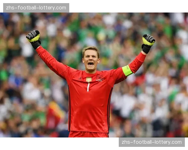 拜仁有意汉堡门将丹尼尔-霍伊尔-费尔南德斯，诺伊尔退役或加速进程